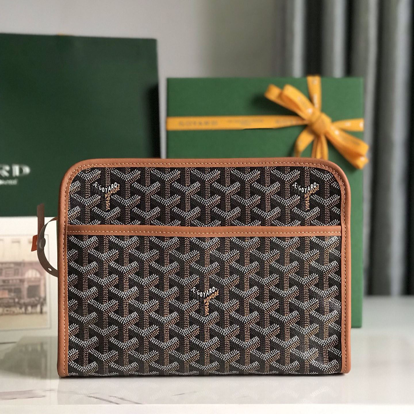 Go*ard cosmetic bags